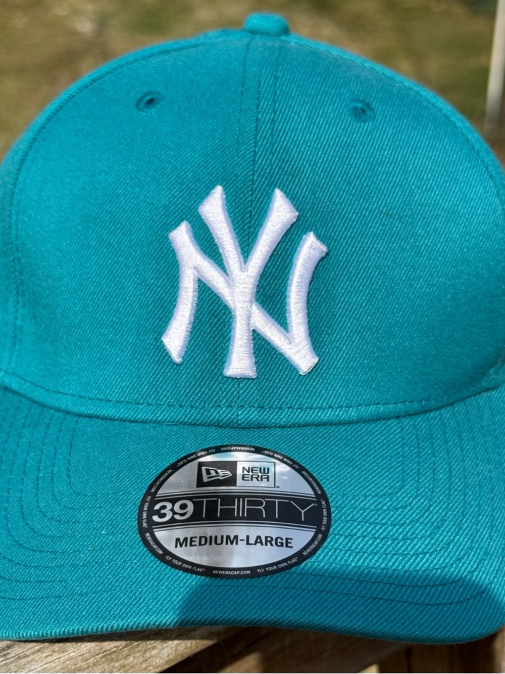 ☘️ New Era MLB Turquoise Teal Clover New York Yankees 39THIRTY Baseball Hat M L